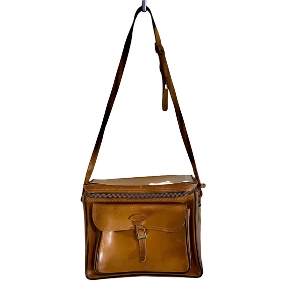 Tower Vintage Leather Camera Bag - Picture 2 of 15